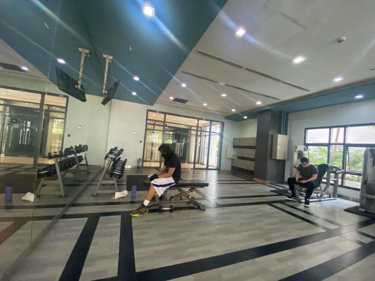 Studio At Viceroy T4 Florence Way Manila Exterior photo